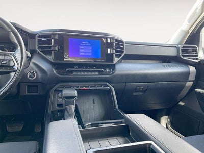 2024 Toyota TUNDRA 4X4 SR