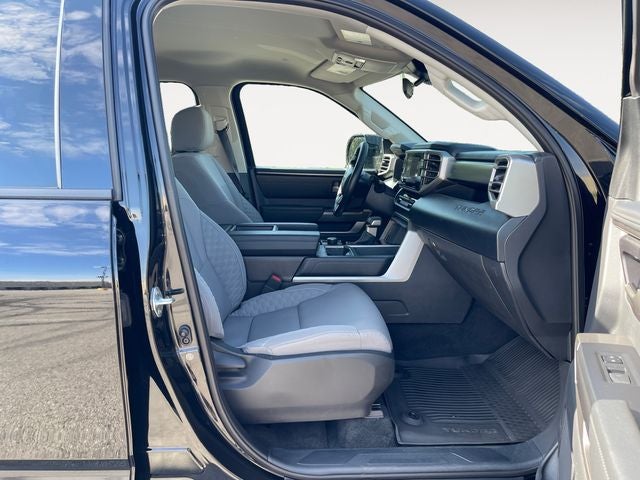 2024 Toyota TUNDRA 4X4 SR5