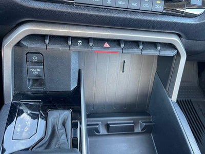 2024 Toyota TUNDRA 4X4 SR5