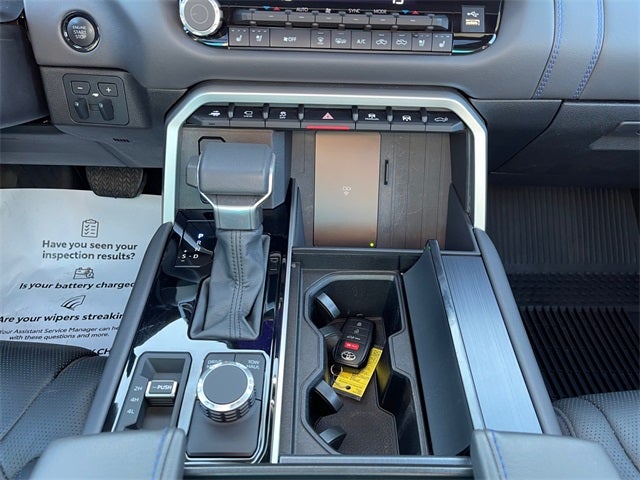 2025 Toyota TUNDRA 4X4 Platinum