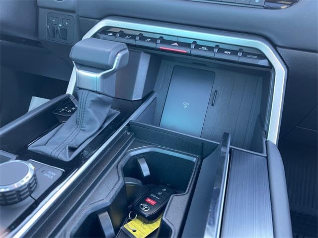 2025 Toyota TUNDRA 4X4 Platinum