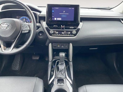 2024 Toyota Corolla Cross XLE