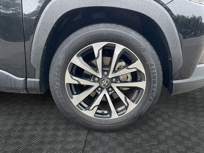 2024 Toyota Corolla Cross XLE