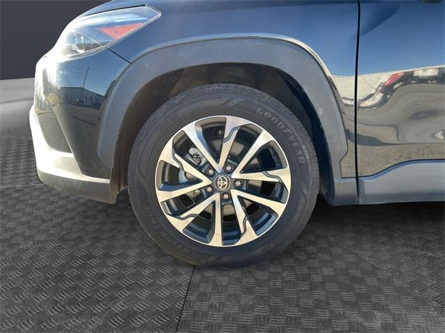 2024 Toyota Corolla Cross XLE