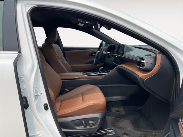2025 Toyota Toyota Crown Signia XLE