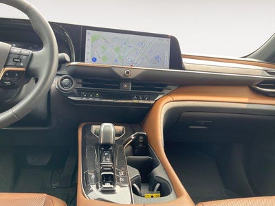 2025 Toyota Toyota Crown Signia XLE