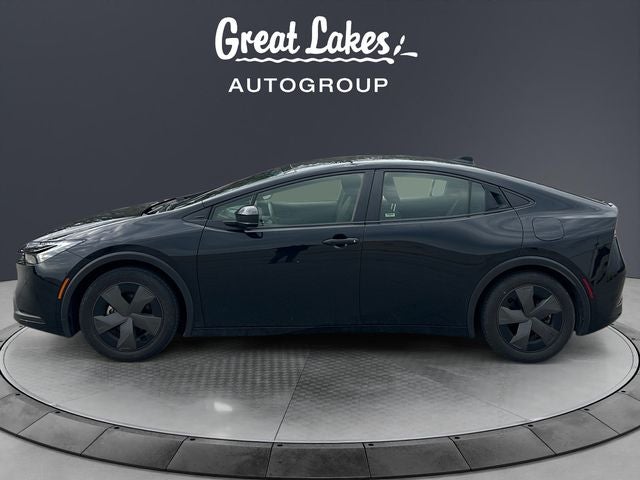 2024 Toyota PRIUS LE