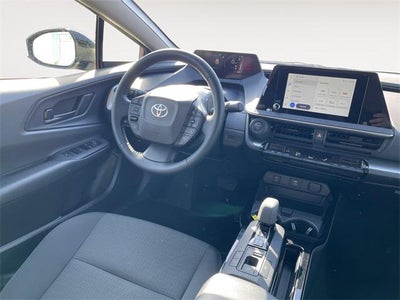 2025 Toyota PRIUS LE