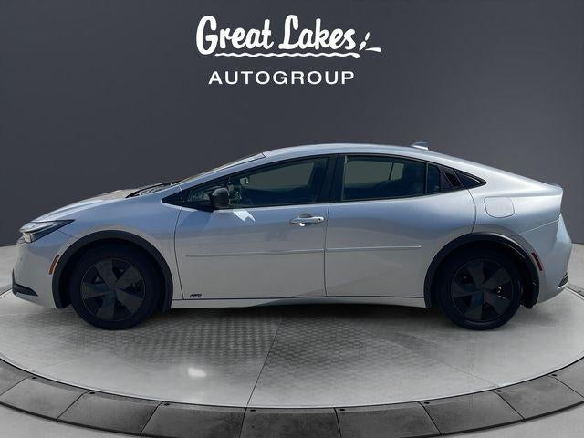 2024 Toyota PRIUS LE