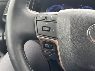 2023 Toyota Toyota Crown PLT Platinum