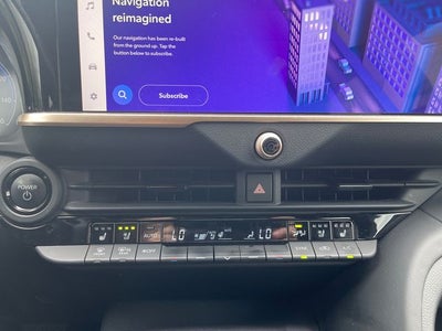 2023 Toyota Toyota Crown PLT Platinum