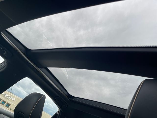 2023 Toyota Toyota Crown PLT Platinum