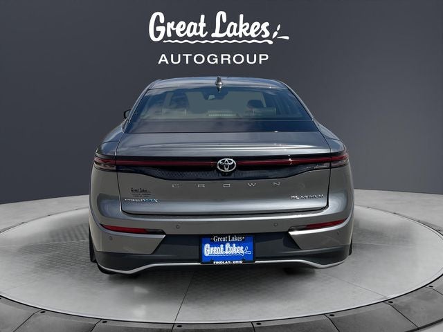 2023 Toyota Crown Platinum