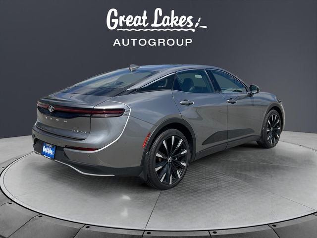 2023 Toyota Crown Platinum