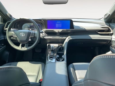 2025 Toyota Toyota Crown Platinum