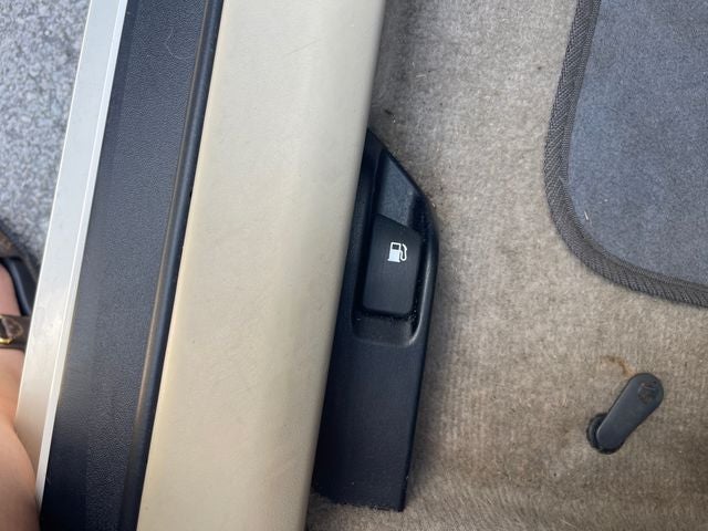 2010 Toyota PRIUS IV