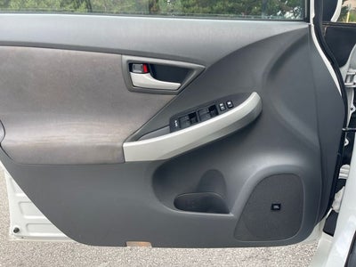 2011 Toyota PRIUS Three