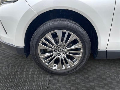 2023 Toyota Venza XLE