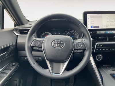 2024 Toyota Venza LE