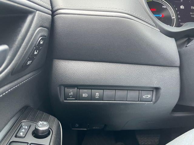 2024 Toyota Venza LE