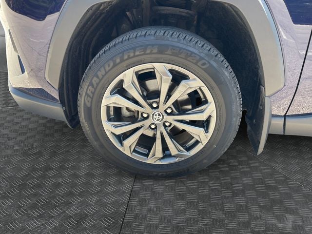 2024 Toyota RAV4 Hybrid XLE Premium