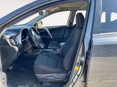 2018 Toyota RAV4 HYBRID XLE