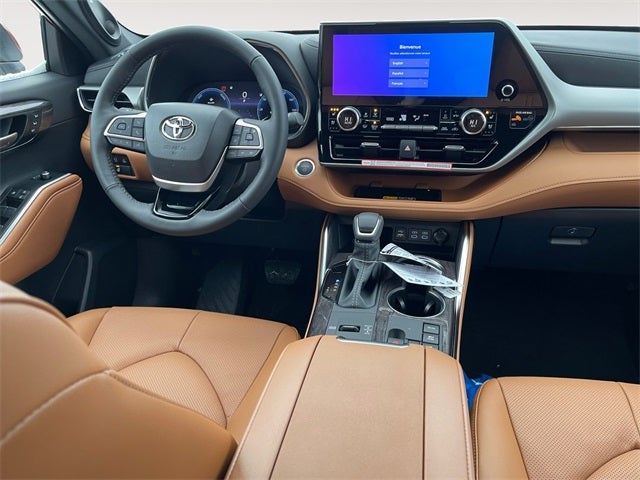 2026 Toyota Highlander Hybrid Platinum