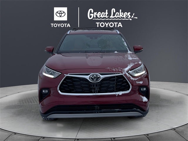 2026 Toyota Highlander Hybrid Platinum
