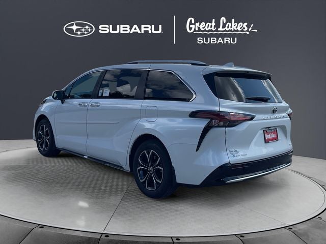 2026 Toyota Sienna Platinum