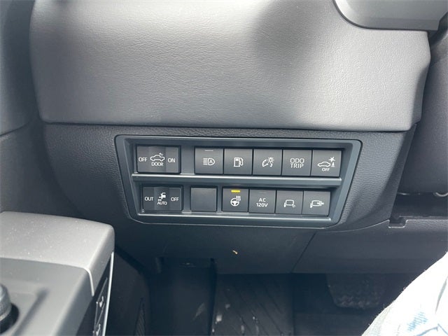 2025 Toyota Tundra i-FORCE MAX Tundra Platinum